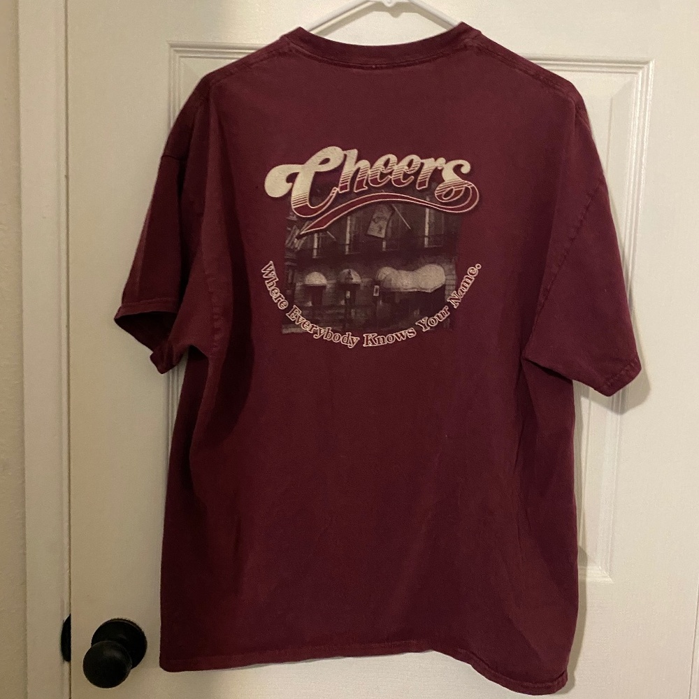 Vintage Cheers Size L Men’s Maroon T-shirt .
